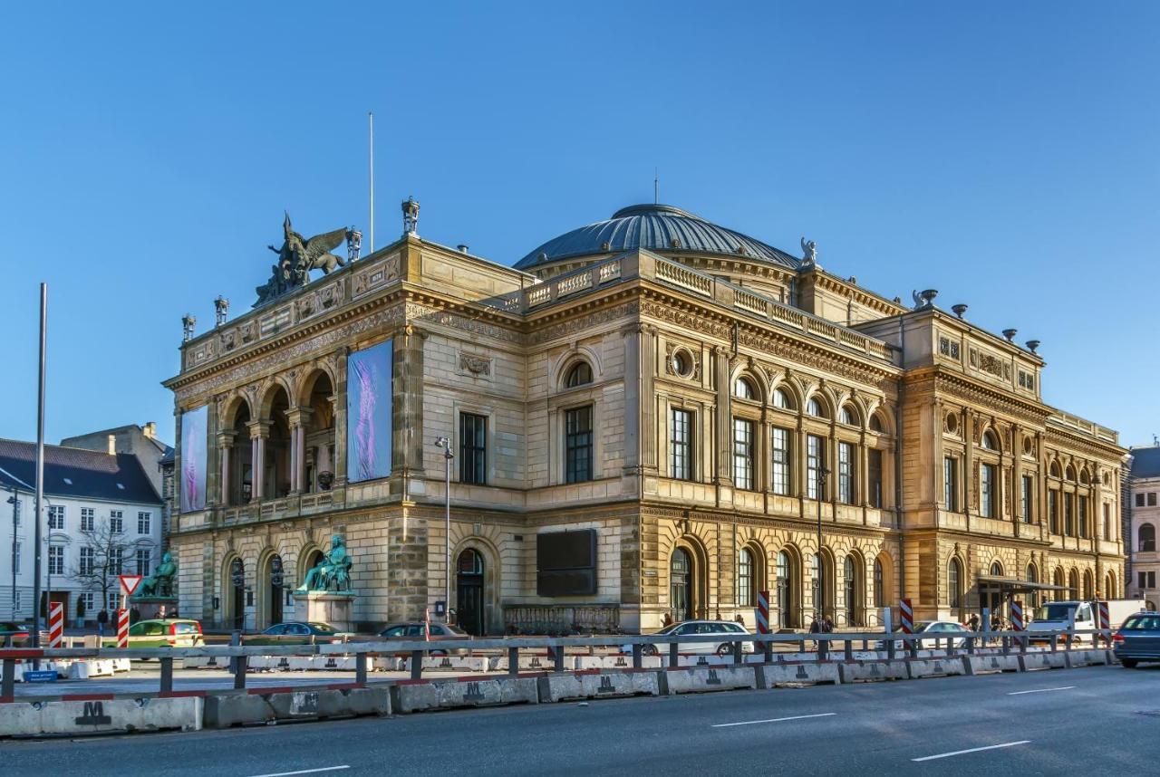 Large 4 Bedroom With Balcony & Bathtub In Cph City โคเปนเฮเกน ภายนอก รูปภาพ